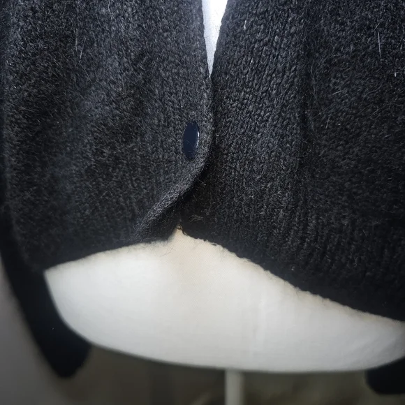 Vintage 1980s Cezanne Black Silk Angora Quiet Luxury Beaded Old Money Cardigan - Picture 8 of 16